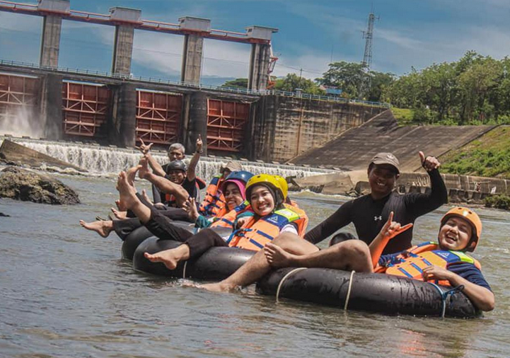 Wisata Desa Minggirsari: Rafting Seru dan Petik Sayuran Sukses Curi Perhatian Wisatawan