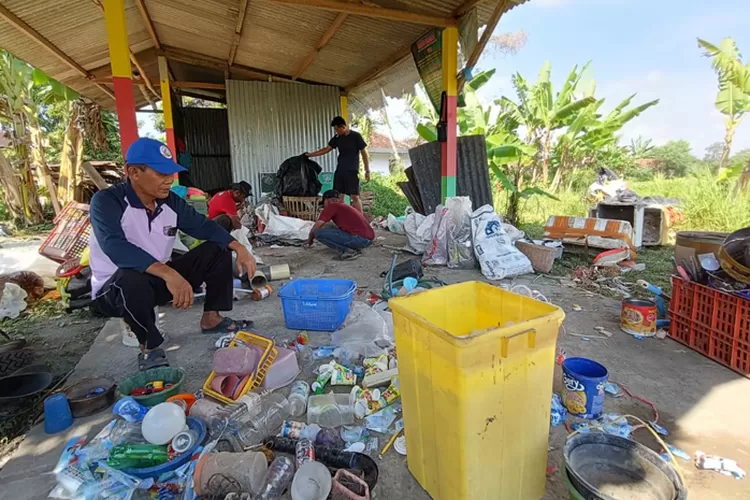 Bank Sampah Dimoro di Sukorejo, Blitar