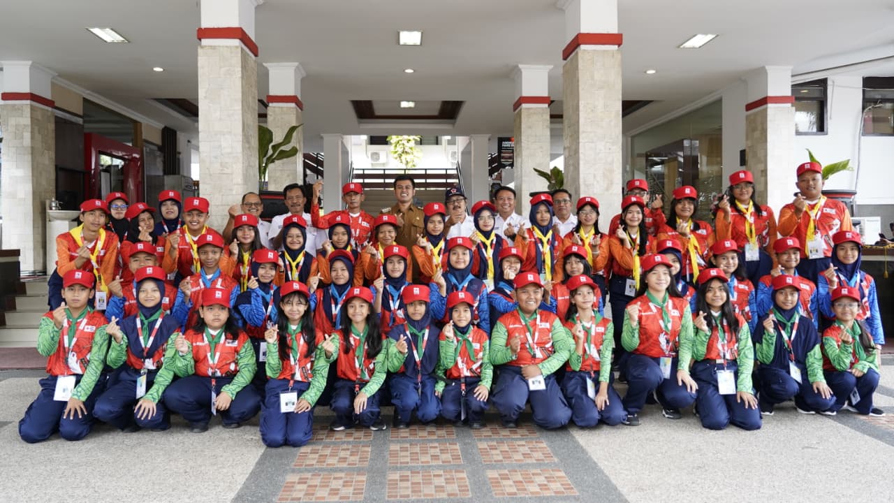 Kontingen PMR Blitar Berangkat ke Gresik, Targetkan Prestasi di Jumbara X 2025