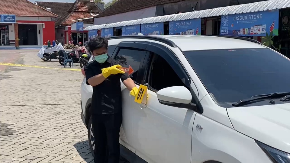 Pencurian dengan Modus Pecah Kaca Terjadi di Blitar, Uang Rp150 Juta Hilang