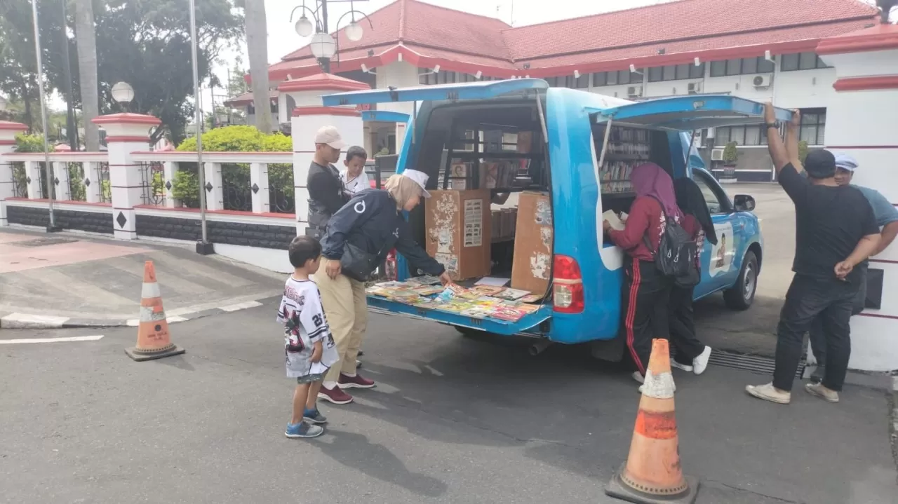 Layanan MPK Dinperpusip Hadir di CFD Kota Blitar