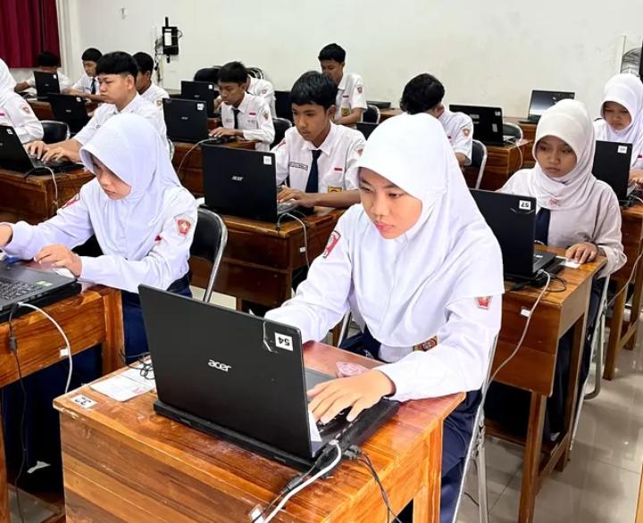 Pelaksanaan TKA SMP Kota Blitar